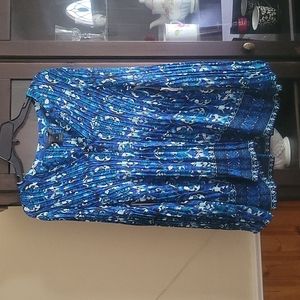 INVESTMENTS SLEEVE BLOUSE